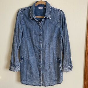 Joan Rivers Vintage washed denim button front shirt